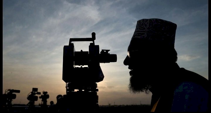 বুধবার ১০ এপ্রিল ব্রিটেনসহ মধ্যপ্রাচ্যে ঈদুল ফিতর