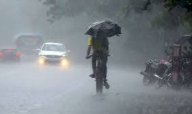 পাঁচ বিভাগে ভারী বৃষ্টির আভাস, ভূমিধসের আশঙ্কা