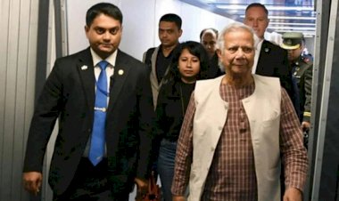 দেশে ফিরলেন প্রধান উপদেষ্টা