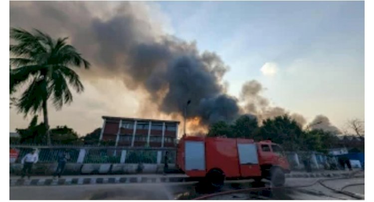 আগুন নিয়ন্ত্রণে আনতে বড় বাধা ছিল বাতাস’