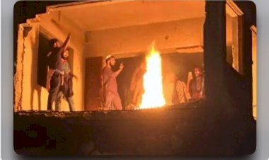 ধানমন্ডি ৩২ নম্বরে বিক্ষুব্ধ জনতার ভাঙচুর-আগুন