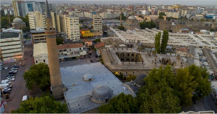 তুরস্কে ৯শ বছরের পুরনো মাদরাসা আবিষ্কার   