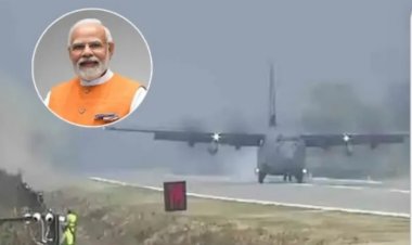 মহাসড়কে অবতরণ করল মোদীকে বহনকারী বিমান