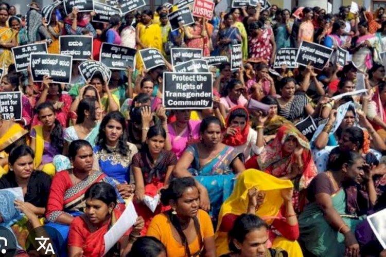 ভোটের লাইনে মর্যাদা, জীবনের মাঠে অধিকারহীনতা: তৃতীয় লিঙ্গের বাস্তবতা