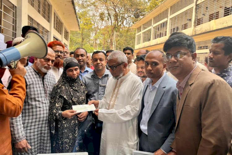 বিদেশের মতো দেশে ফিরেও প্রবাসীদের অবদান মূল্যায়নের তাগিদ প্রবাসী কল্যাণ মন্ত্রীর