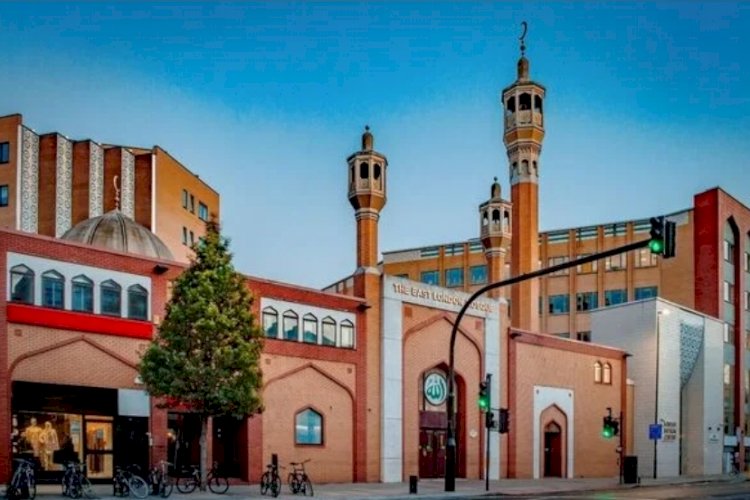 ইস্ট লন্ডন মসজিদে  চারটি ঈদ জামাত হবে